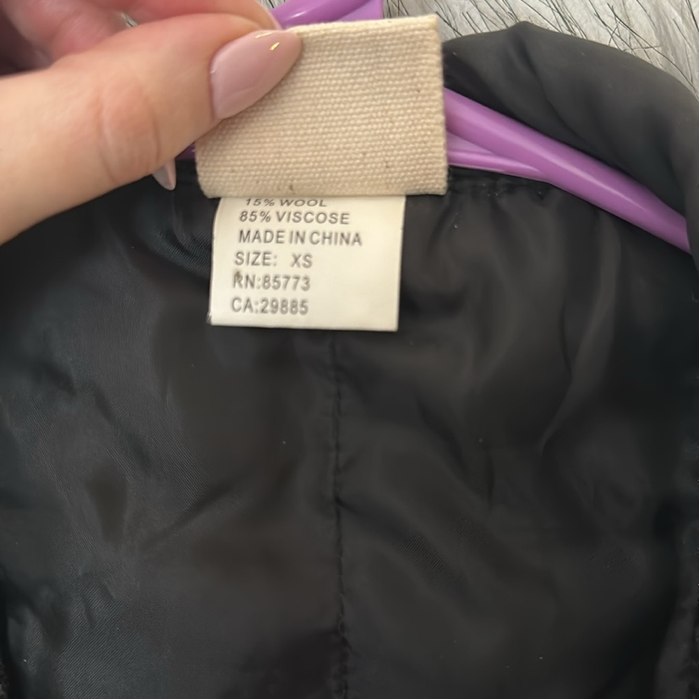 O’Neill Jacket - Picture 3 of 4